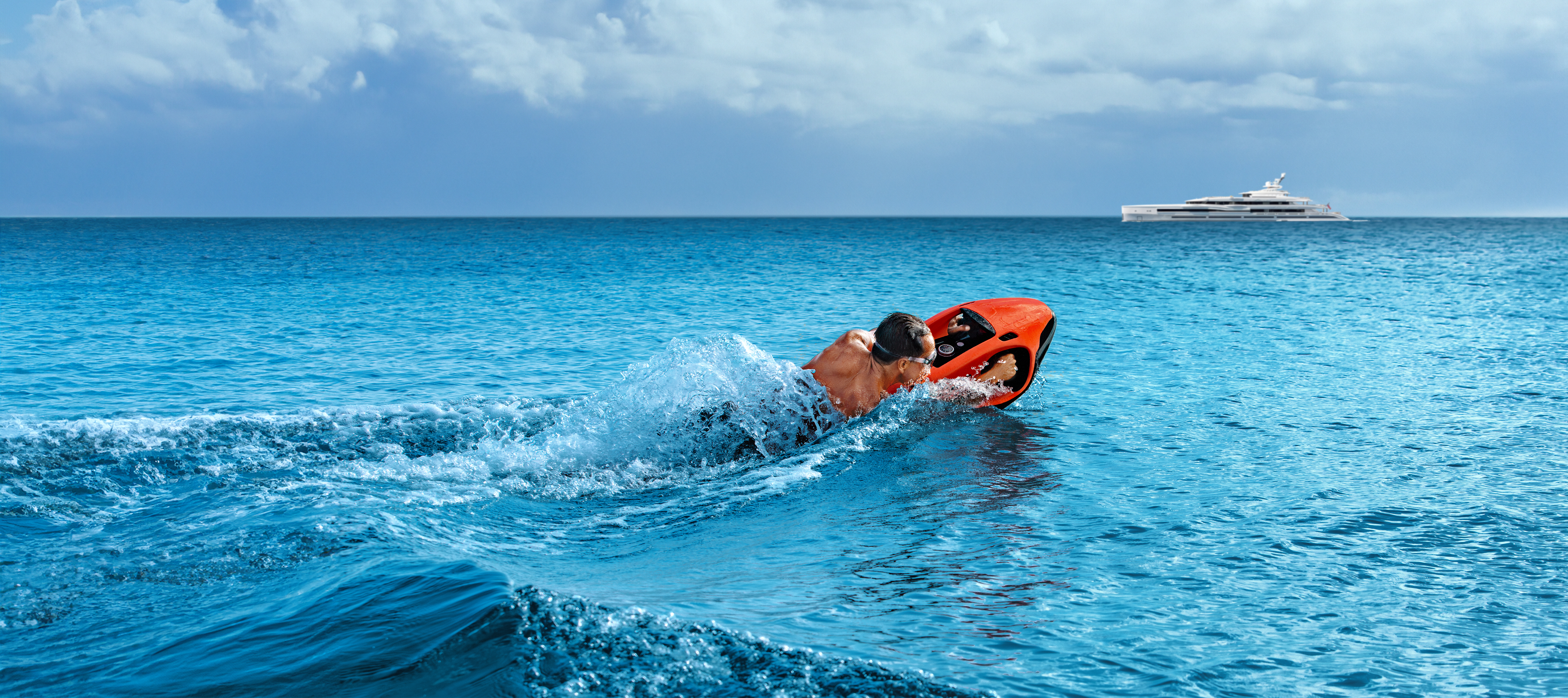 SEABOB F9 driver carving a turn